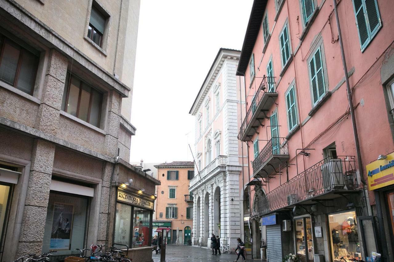 Pampurio Apartment Pisa Bagian luar foto